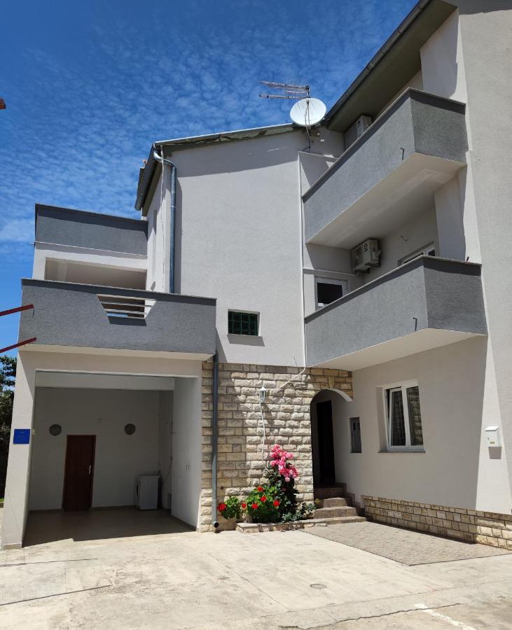 Apartment Petra ซาดาร์ ภายนอก รูปภาพ